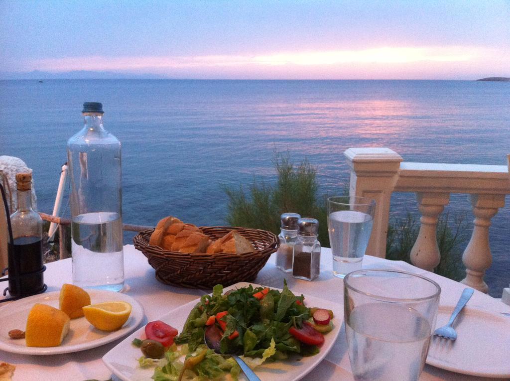 Villa Dendron Agia Marina  Bagian luar foto